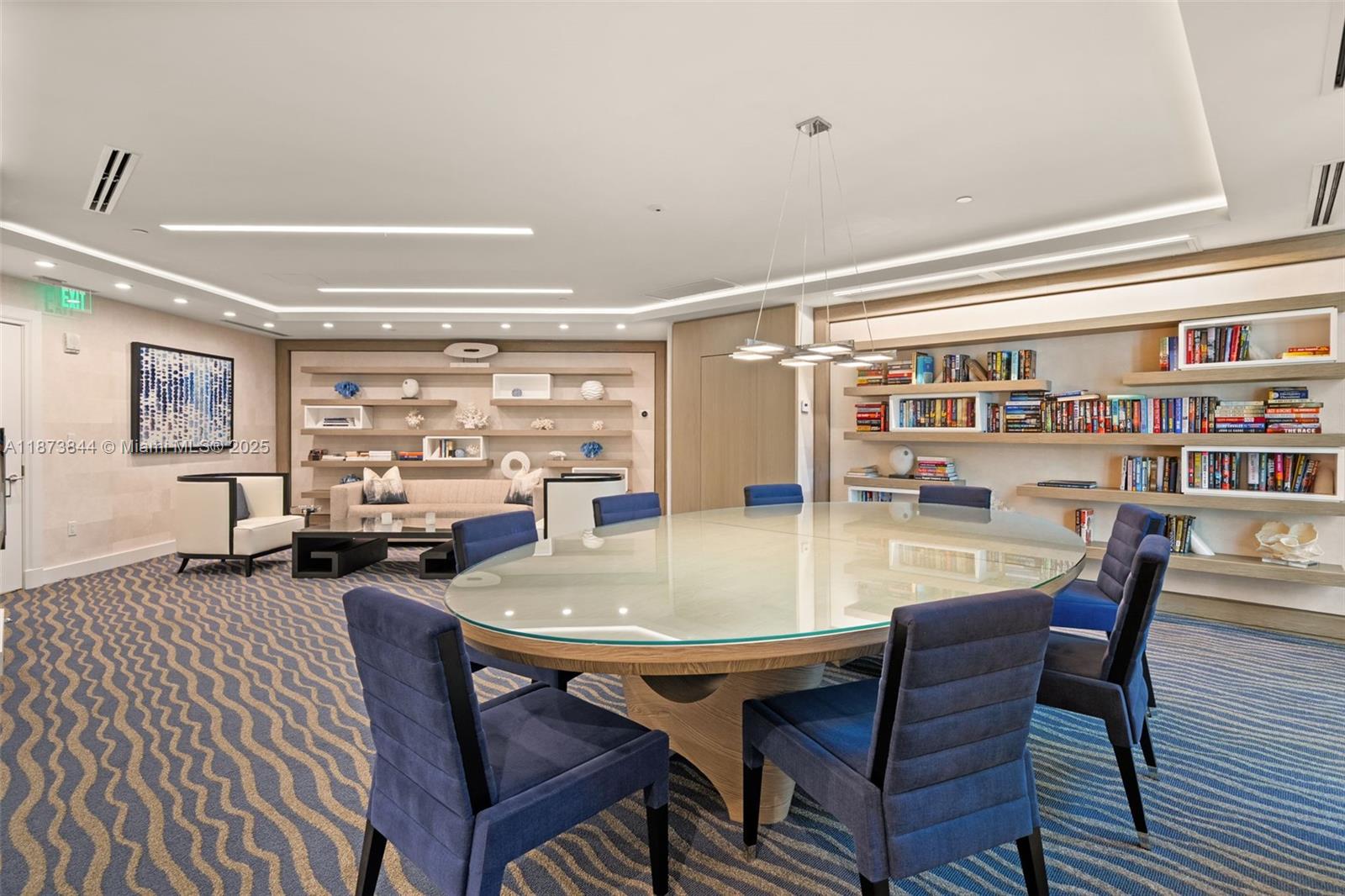 Photo of 21200 Point Pl  #1102, Aventura, Florida, 33180 - 