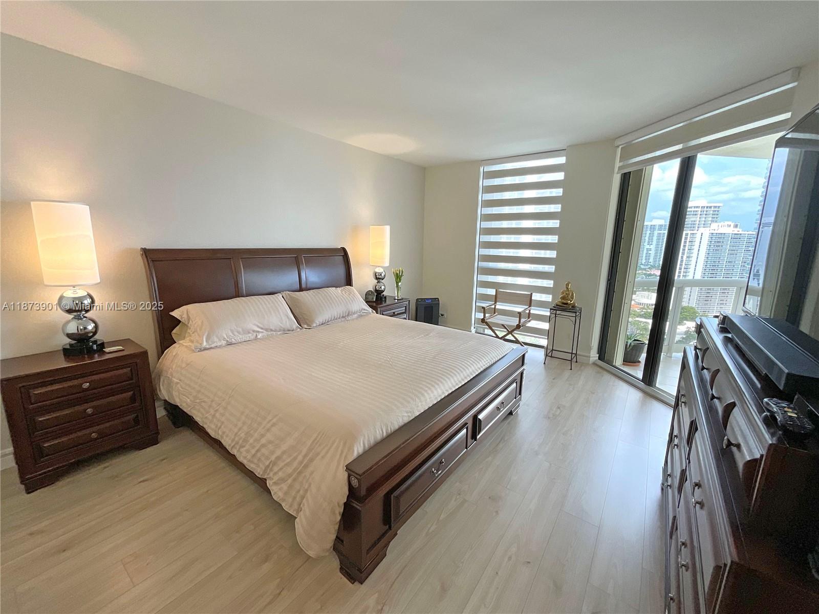 Photo of 20191 Country Club Dr  #1903, Aventura, Florida, 33180 - 