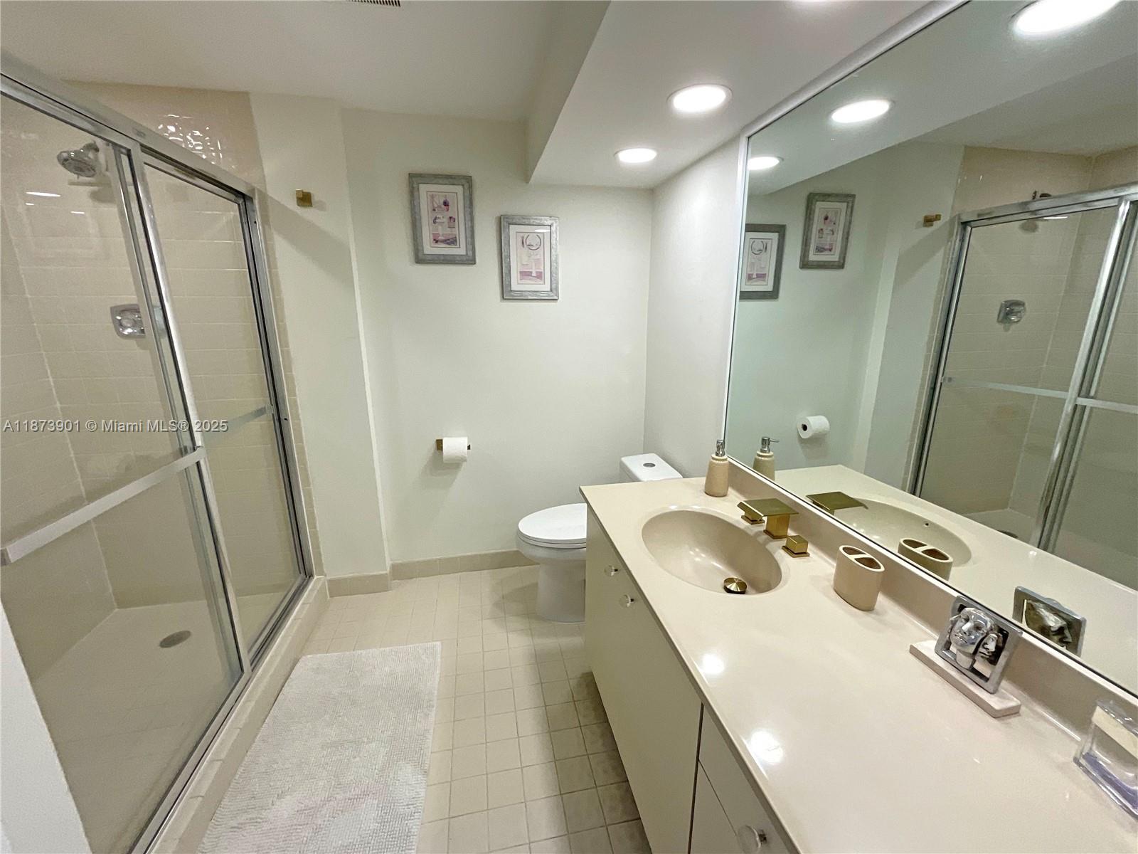 Photo of 20191 Country Club Dr  #1903, Aventura, Florida, 33180 - 