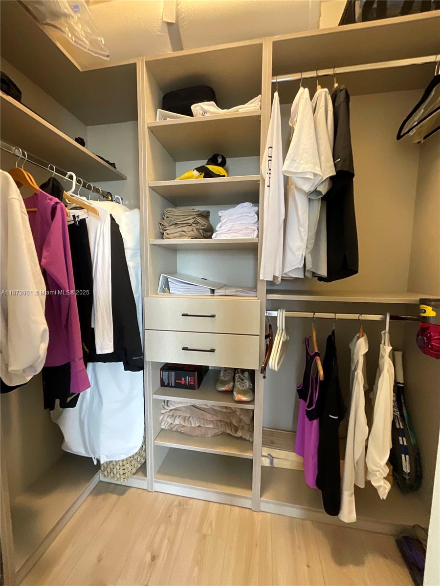 Photo of 20191 Country Club Dr  #1903, Aventura, Florida, 33180 - 