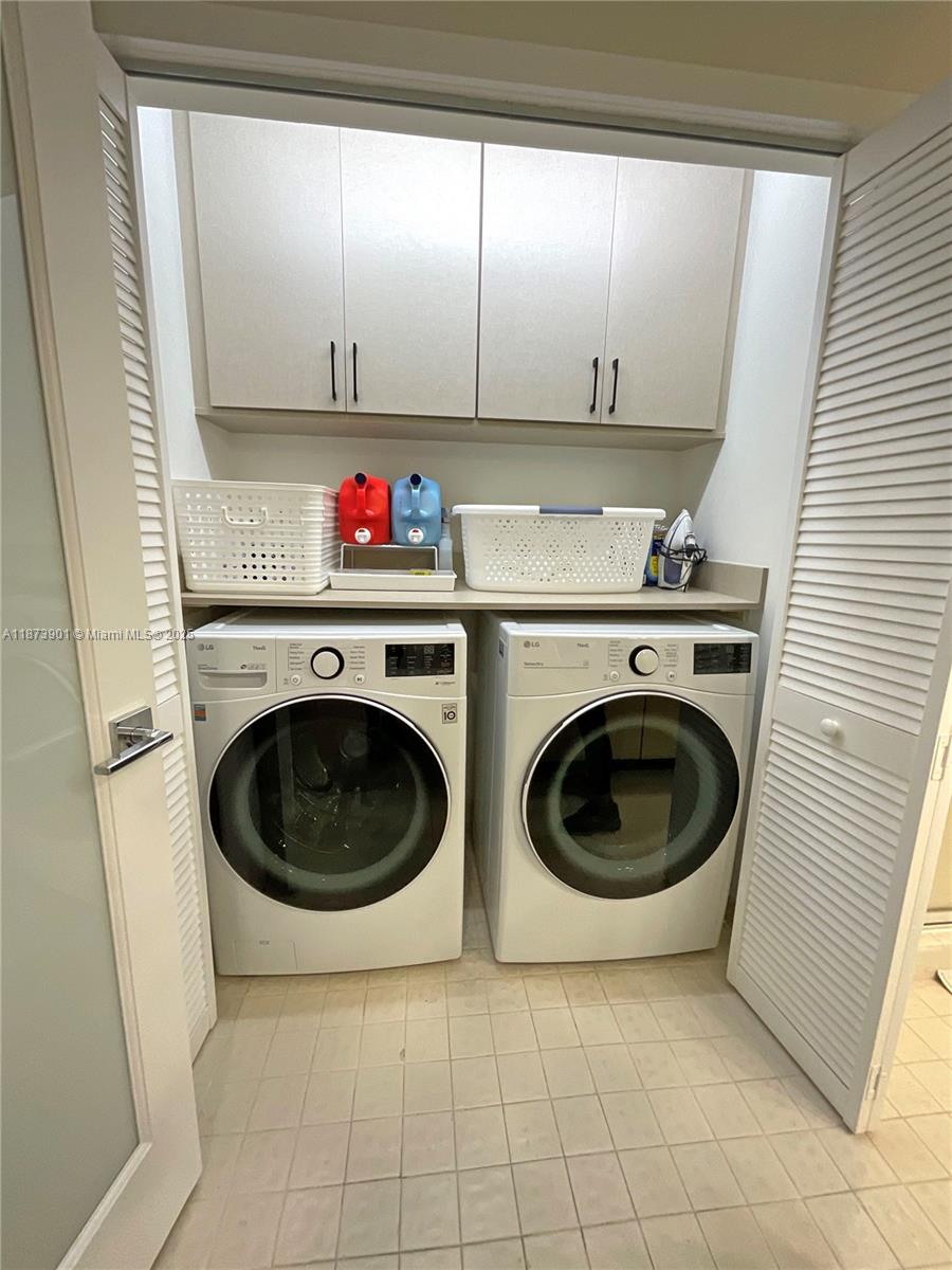 Photo of 20191 Country Club Dr  #1903, Aventura, Florida, 33180 - 