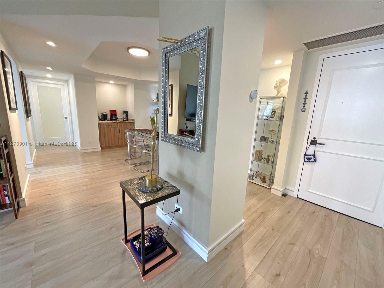 Photo of 20191 Country Club Dr  #1903, Aventura, Florida, 33180 - 