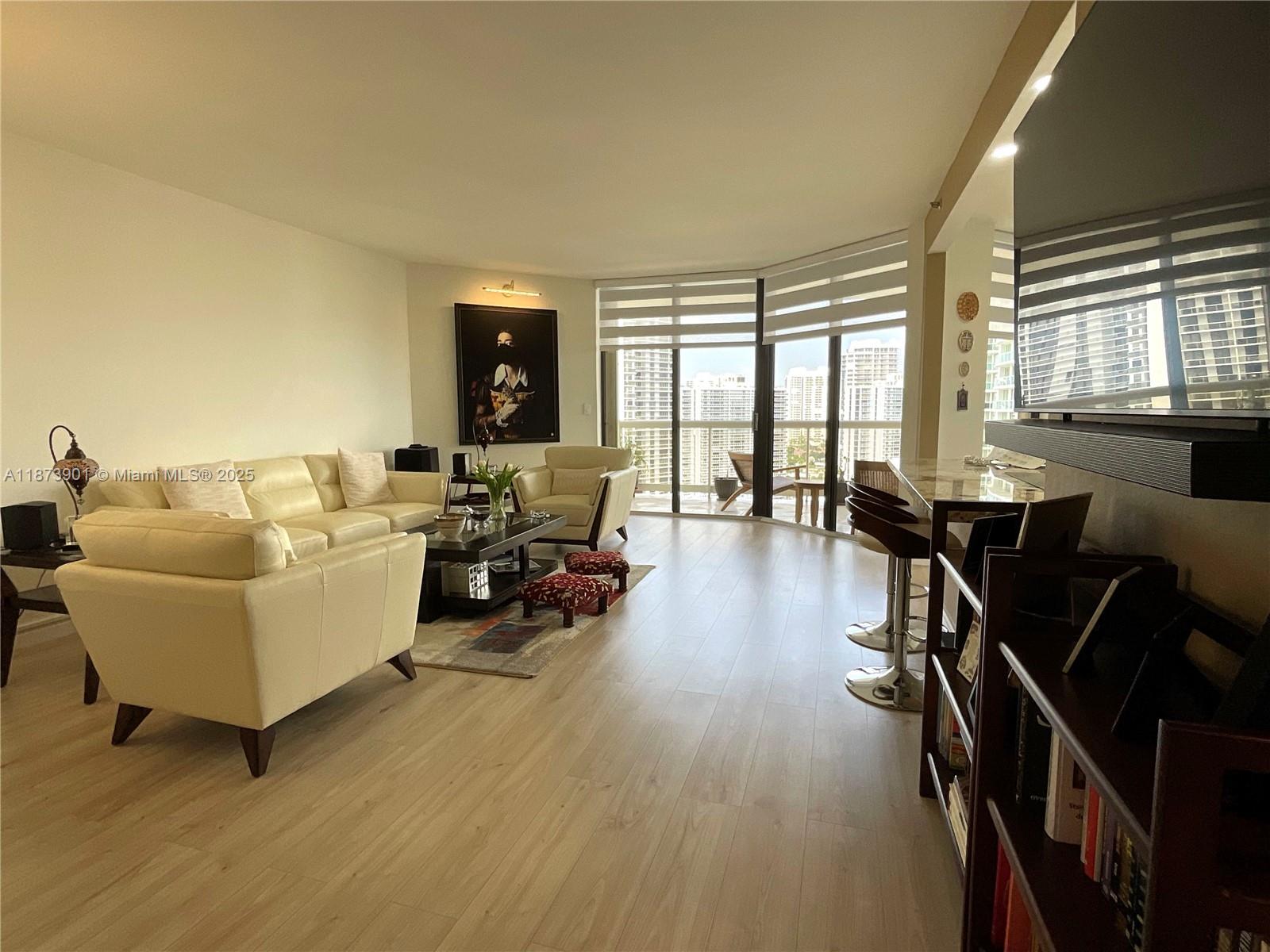 Photo of 20191 Country Club Dr  #1903, Aventura, Florida, 33180 - 