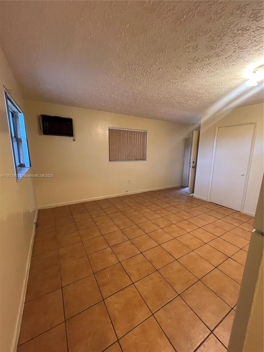   /  1440 sq. ft. $ 2025-09-07 0 Photo