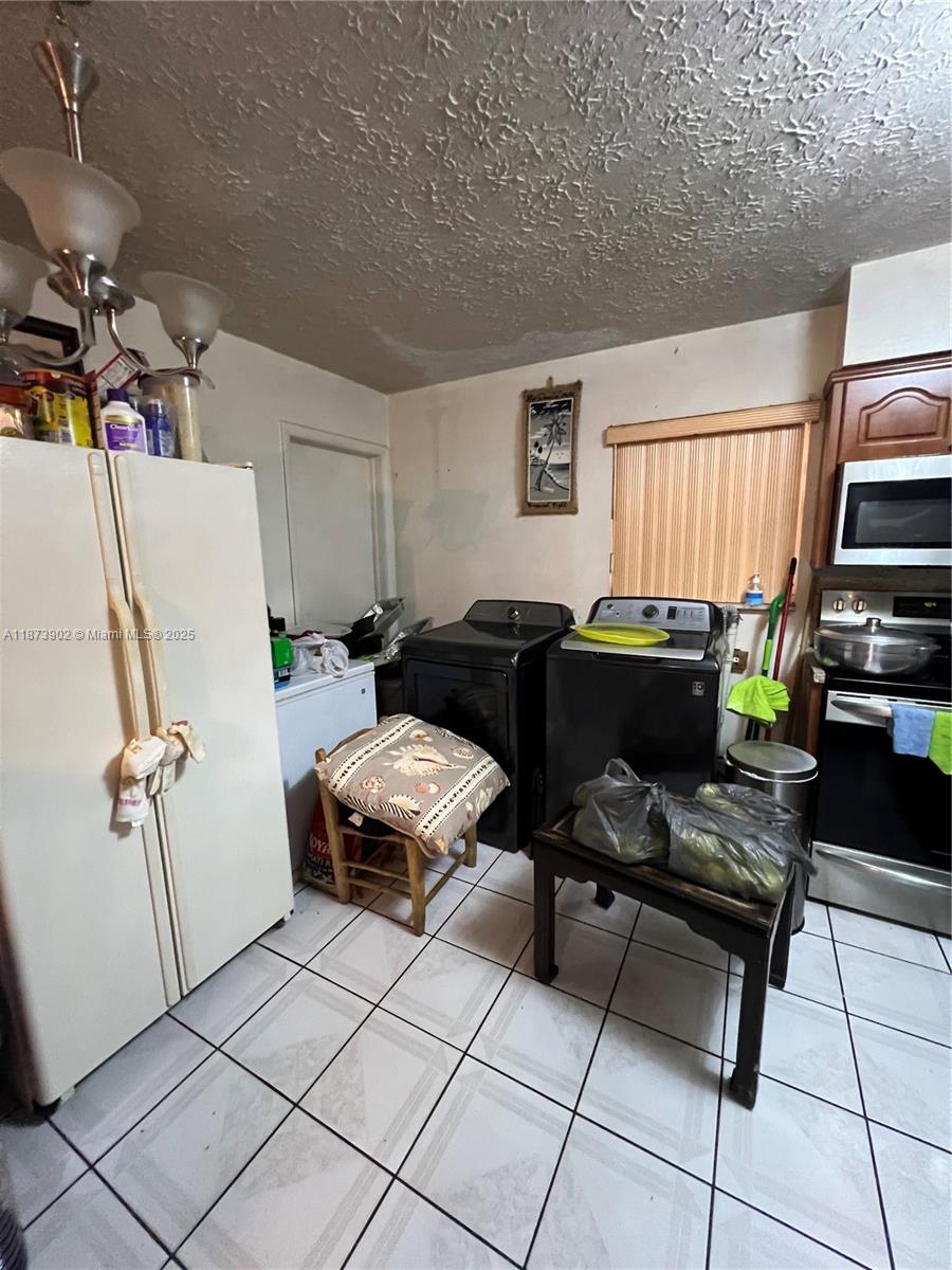 See details / 1440 sq. ft. $ 2025-09-07 0 Photo