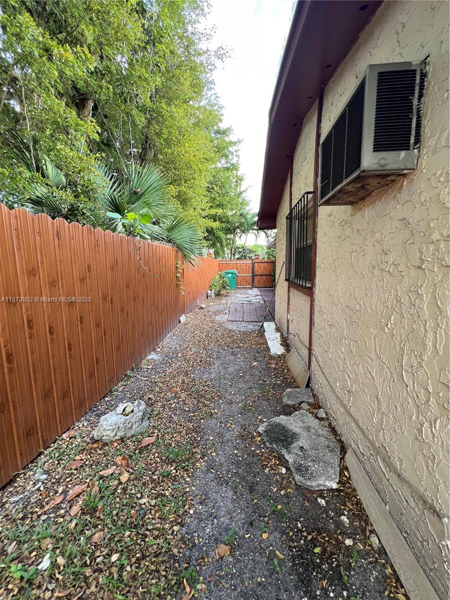 See details / 1440 sq. ft. $ 2025-09-07 0 Photo