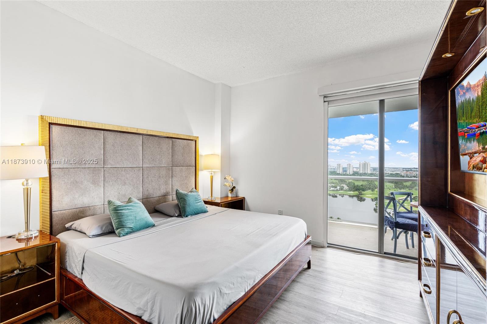Photo of 3731 Country Club Dr  #PH-26, Aventura, Florida, 33180 - 