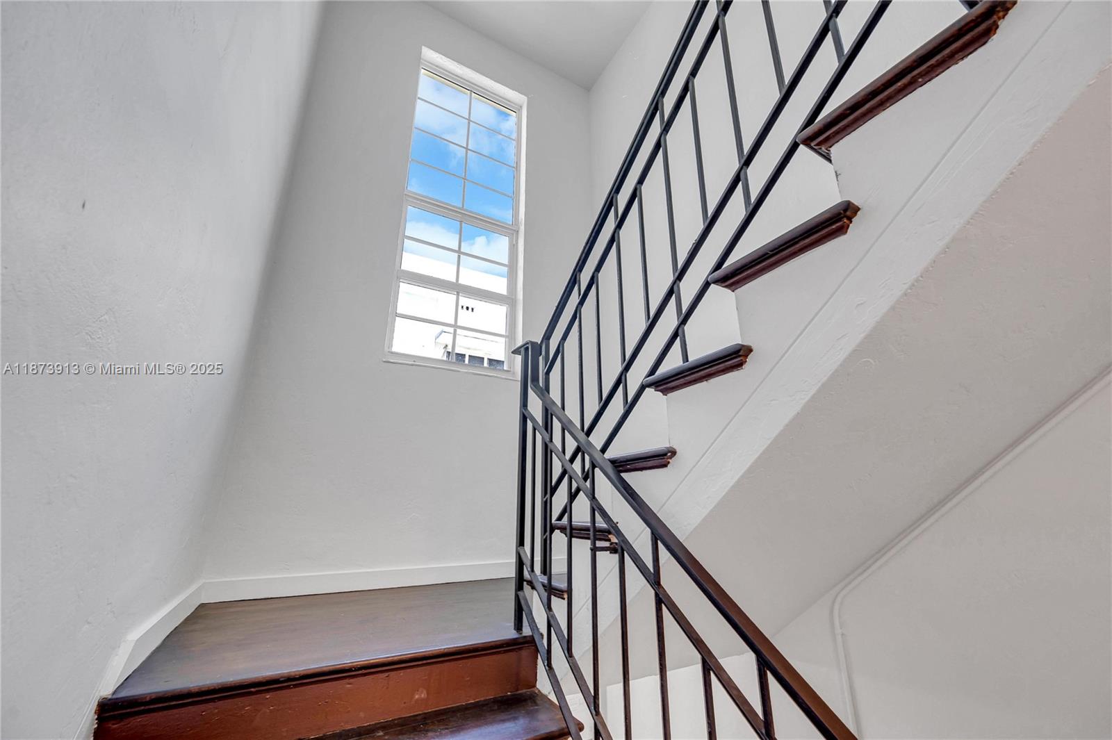   /  8140 sq. ft. $ 2025-09-07 0 Photo
