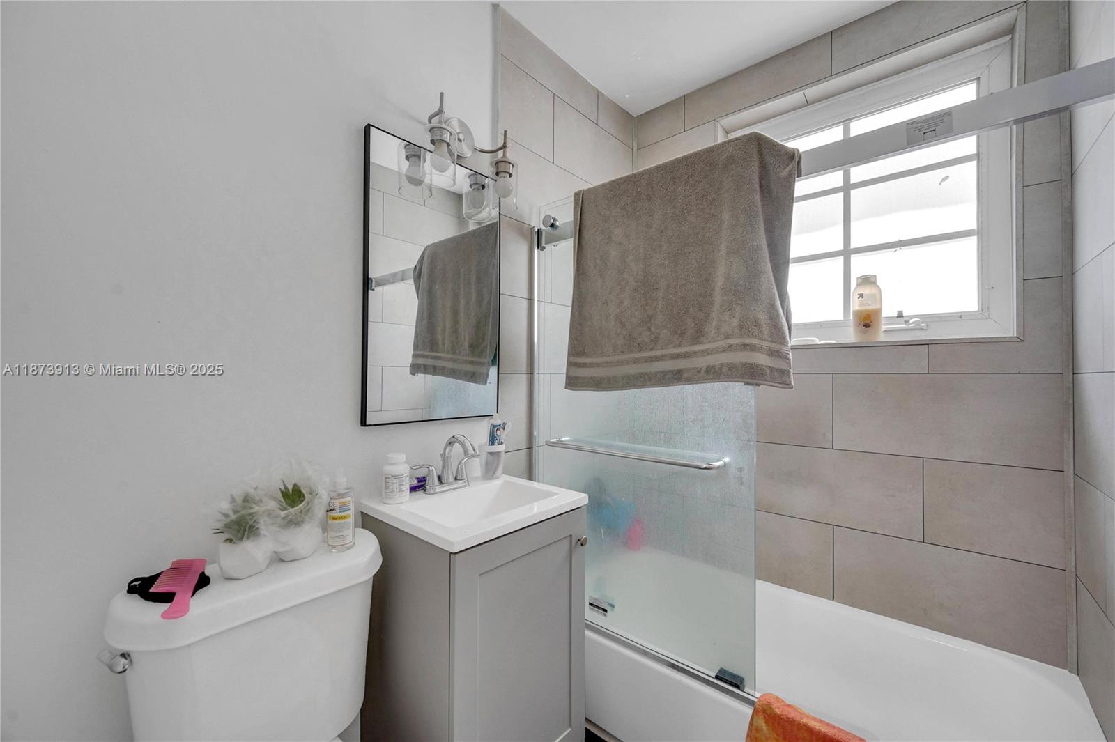   /  8140 sq. ft. $ 2025-09-07 0 Photo