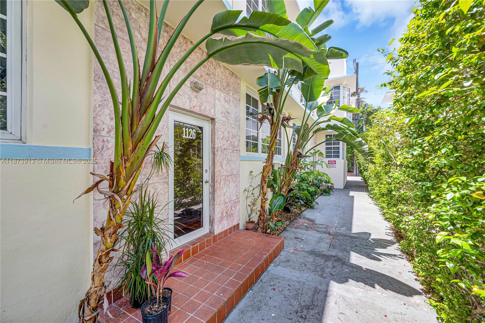   /  8140 sq. ft. $ 2025-09-07 0 Photo