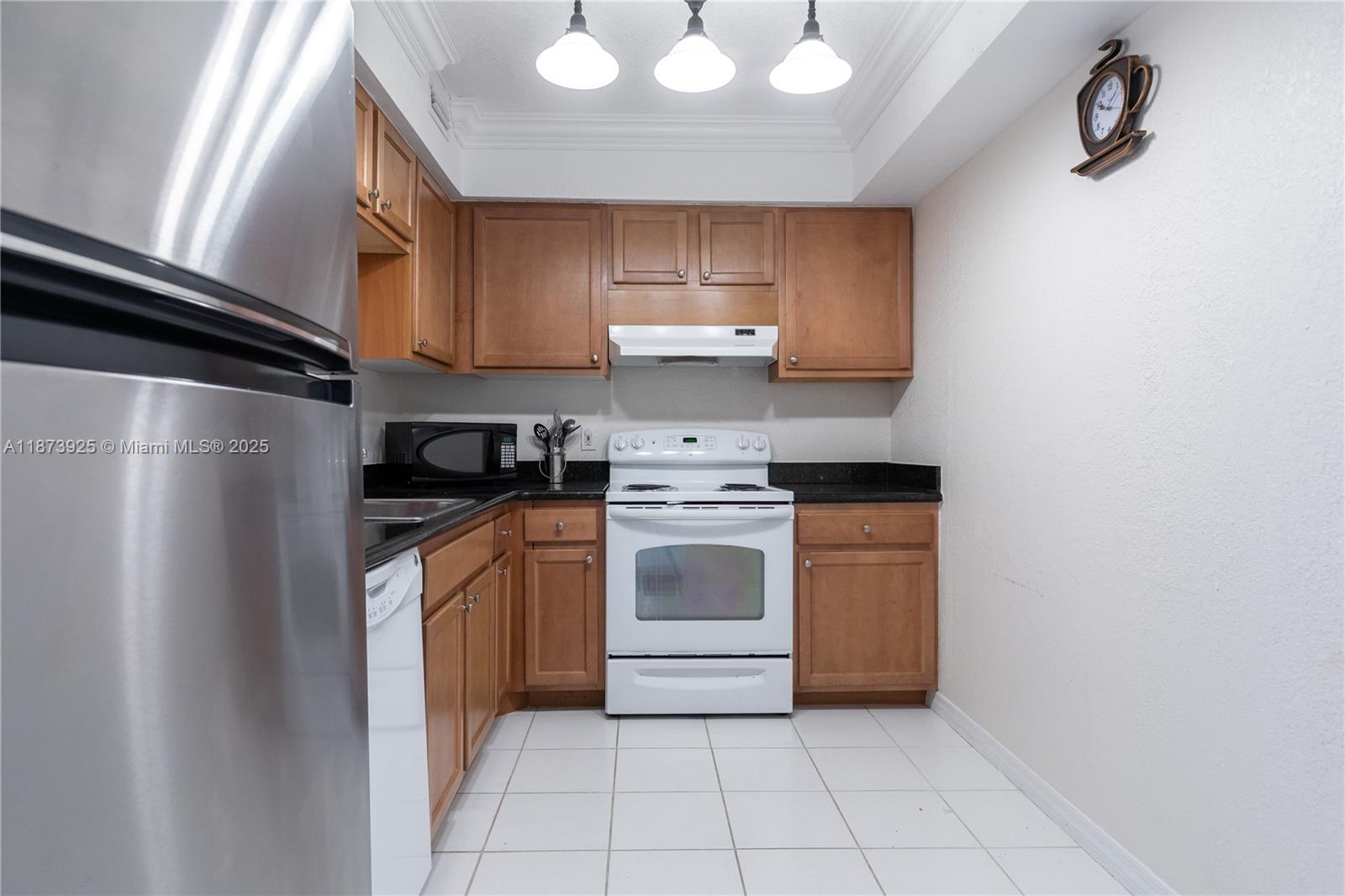 See details 22L 1 / 2 870 sq. ft. $ 2025-09-07 0 Photo