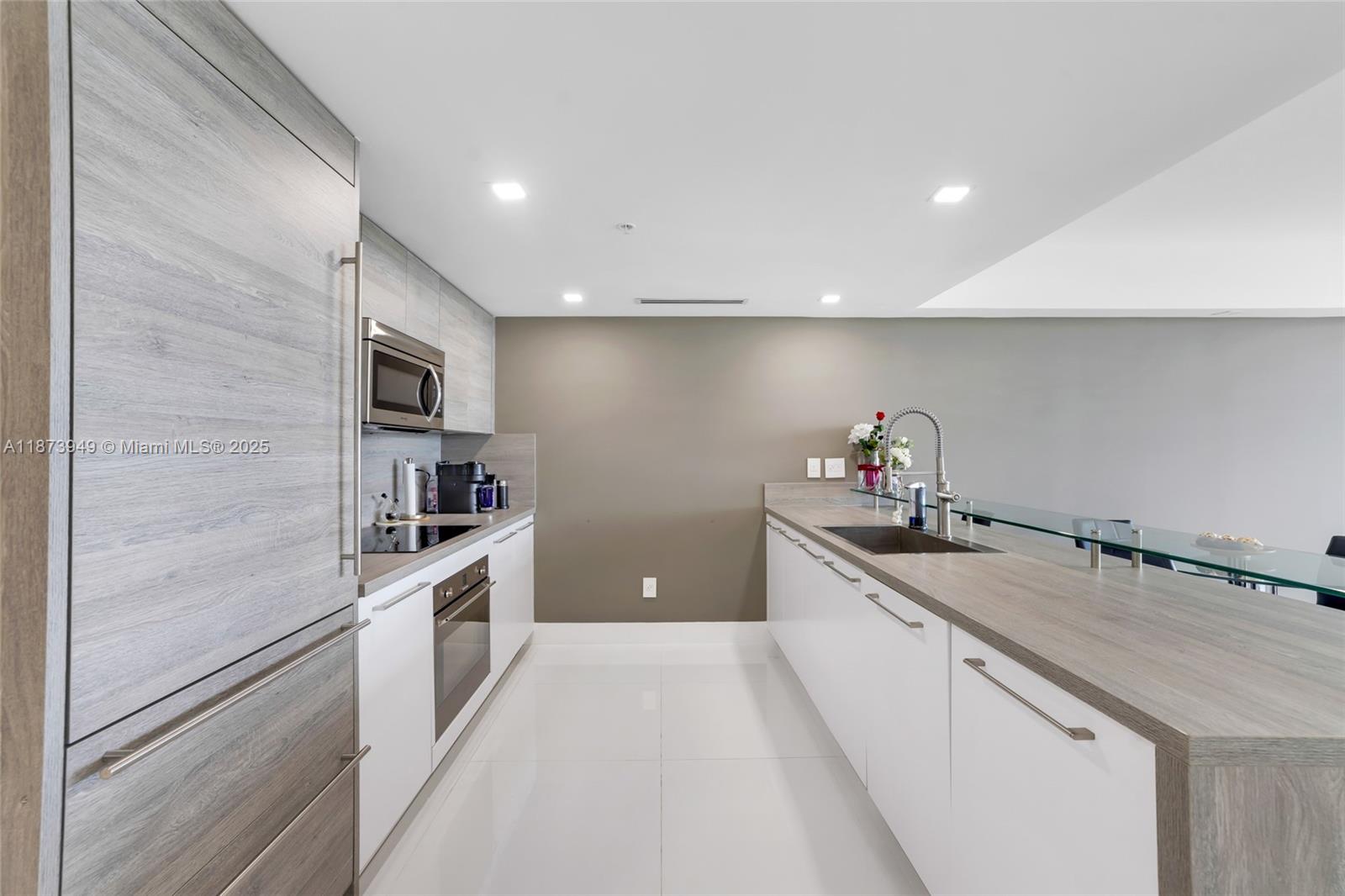 Photo of 400 Sunny Isles Blvd  #1603, Sunny Isles Beach, Florida, 33160 - 
