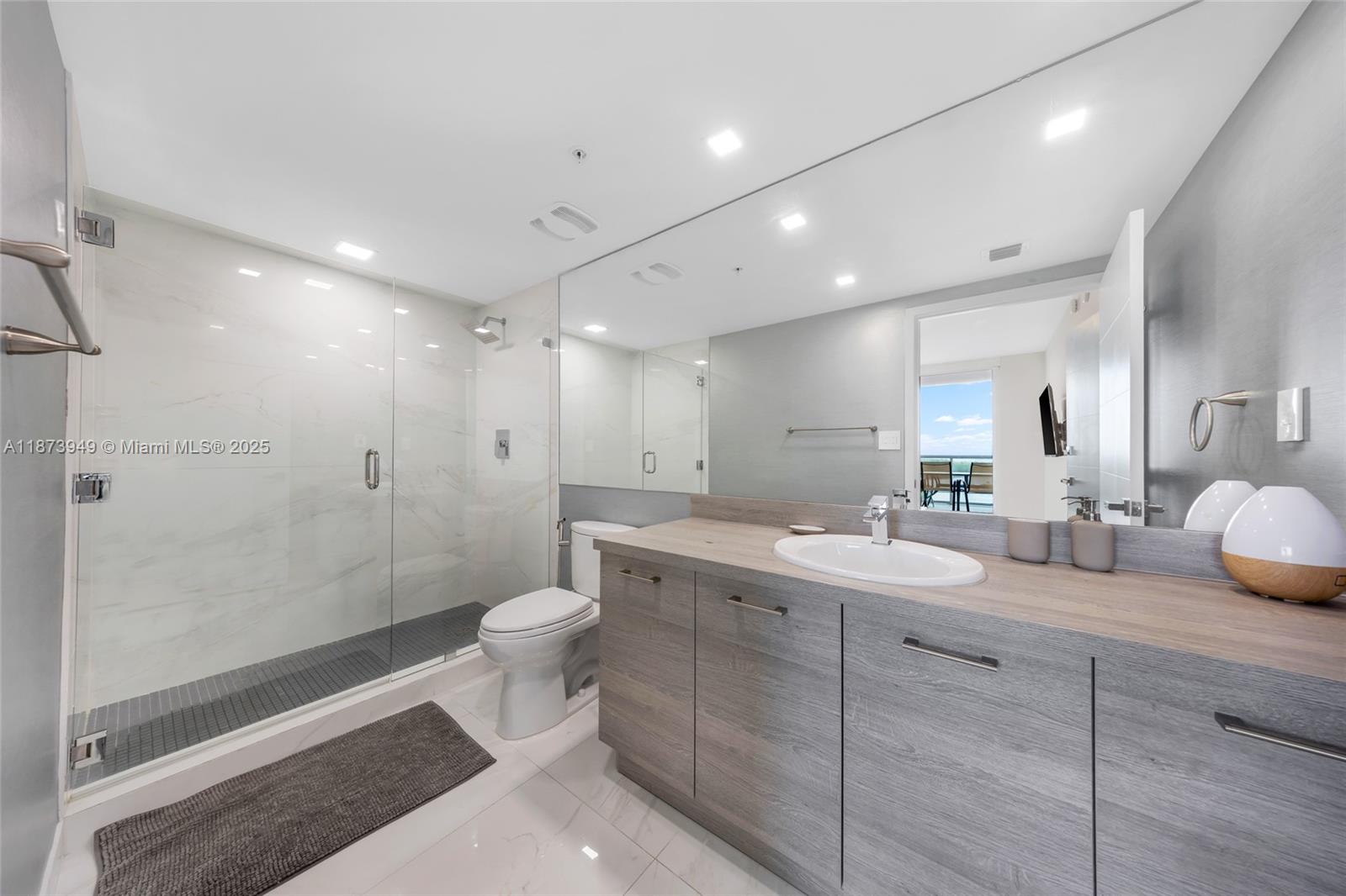 Photo of 400 Sunny Isles Blvd  #1603, Sunny Isles Beach, Florida, 33160 - 