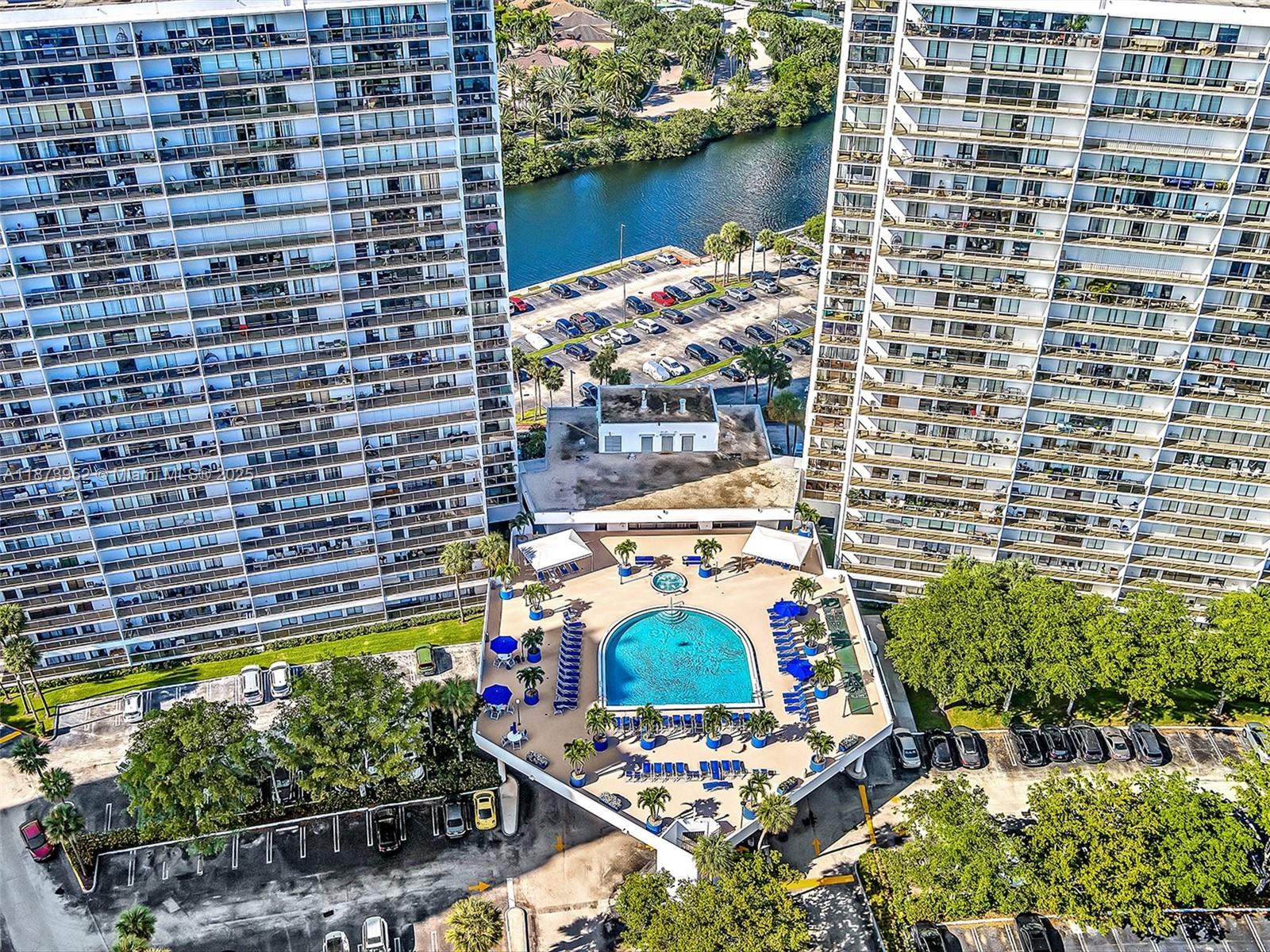 Photo of 3701 Country Club Dr  #PH07, Aventura, Florida, 33180 - 