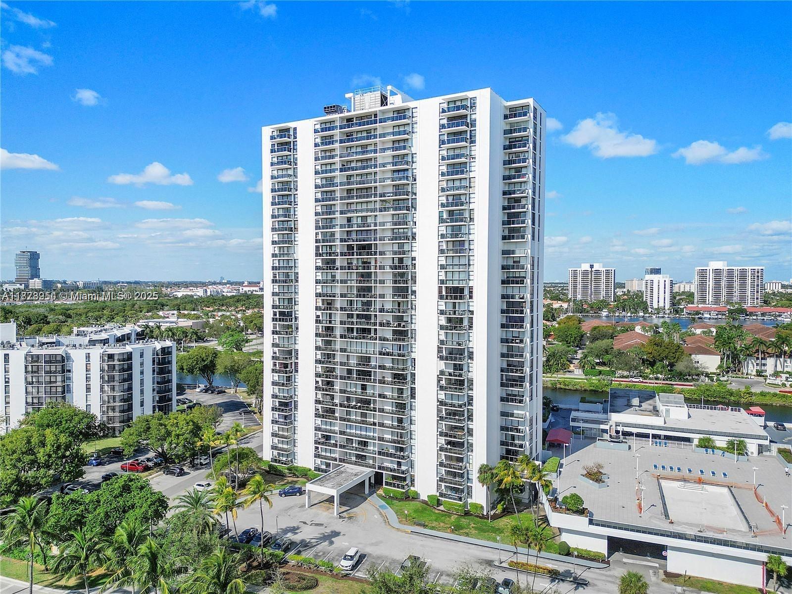 Photo of 3675 Country Club Dr  #2209, Aventura, Florida, 33180 - 