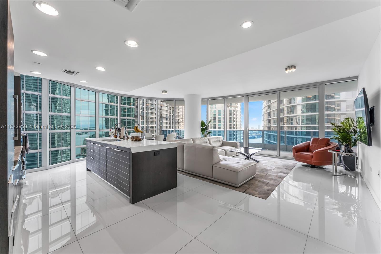 See details 3601 2 / 3 1539 sq. ft. $ 2025-09-07 0 Photo