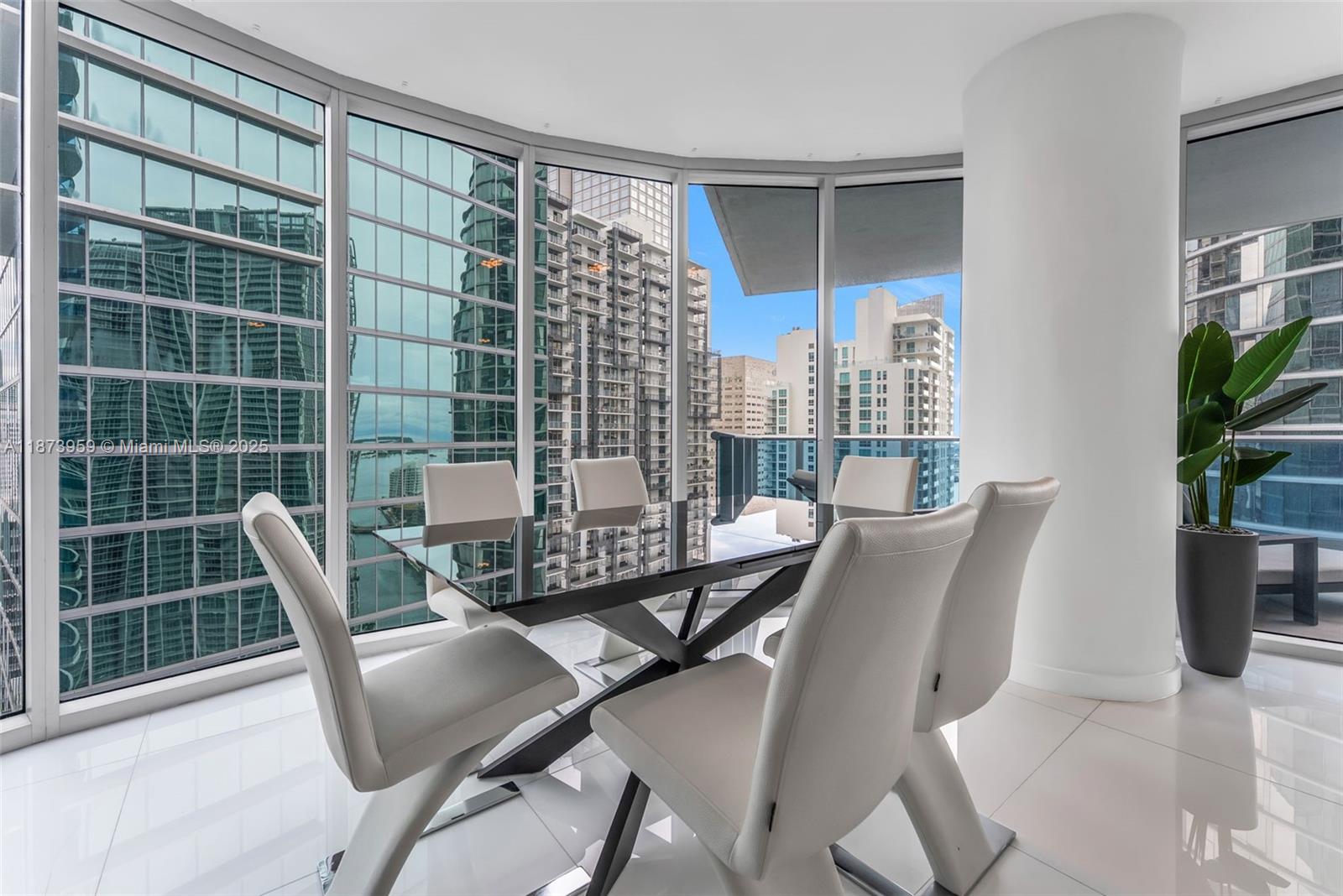 See details 3601 2 / 3 1539 sq. ft. $ 2025-09-07 0 Photo