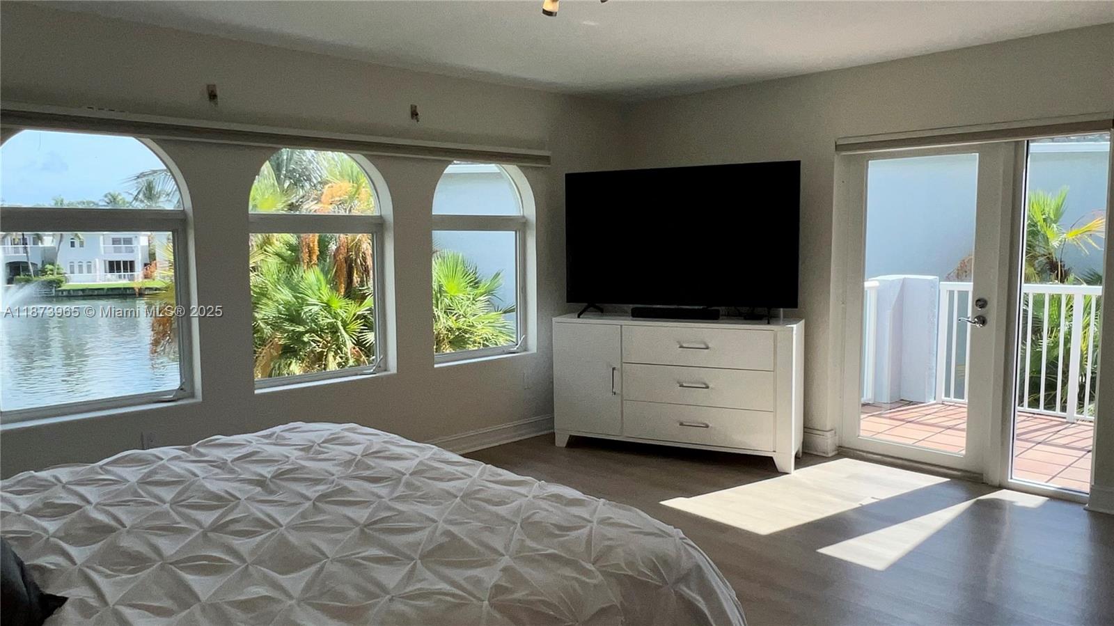Photo of 3167 210th St  (3167), Aventura, Florida, 33180 - Master Bedroom
