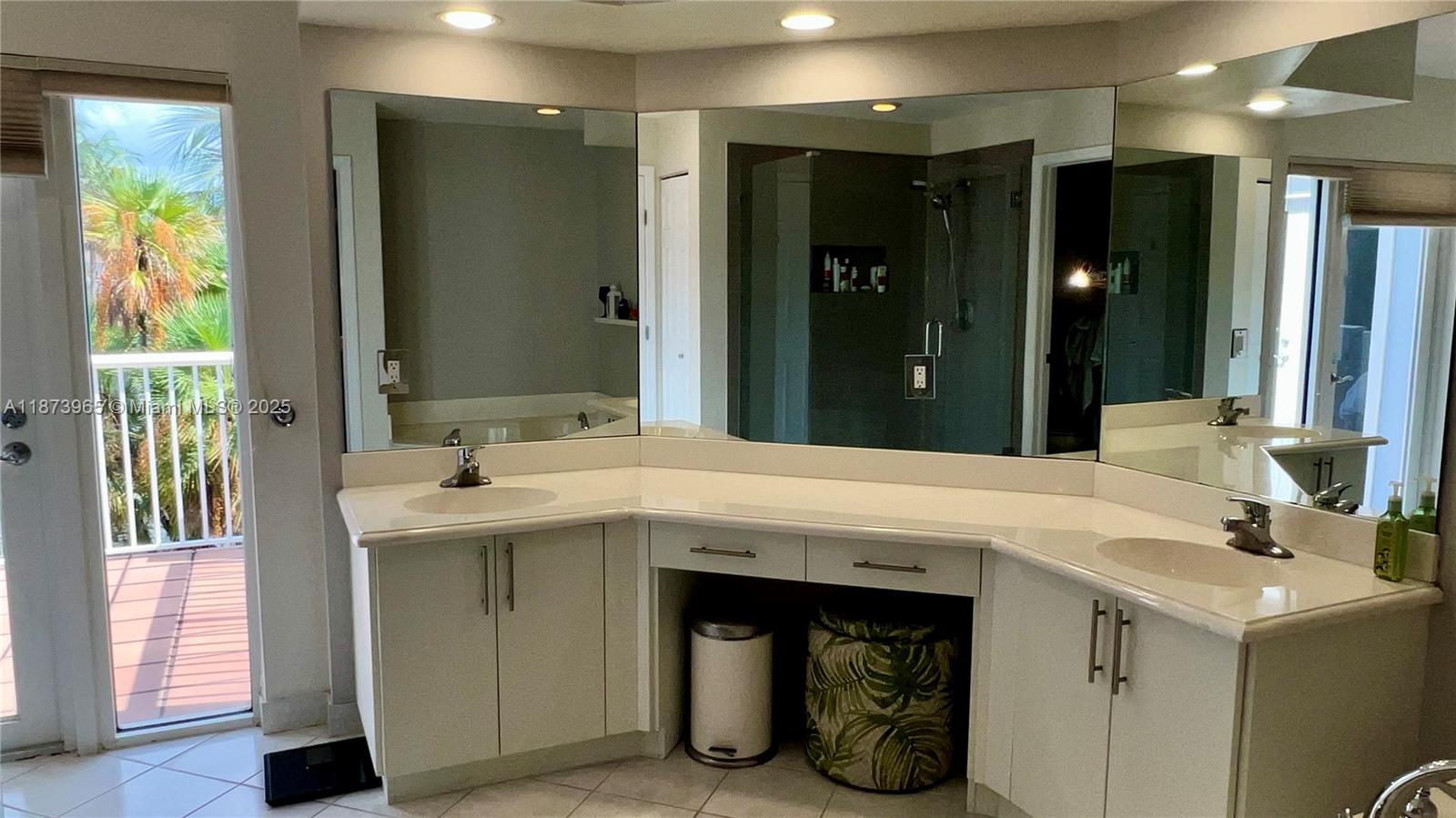 Photo of 3167 210th St  (3167), Aventura, Florida, 33180 - 