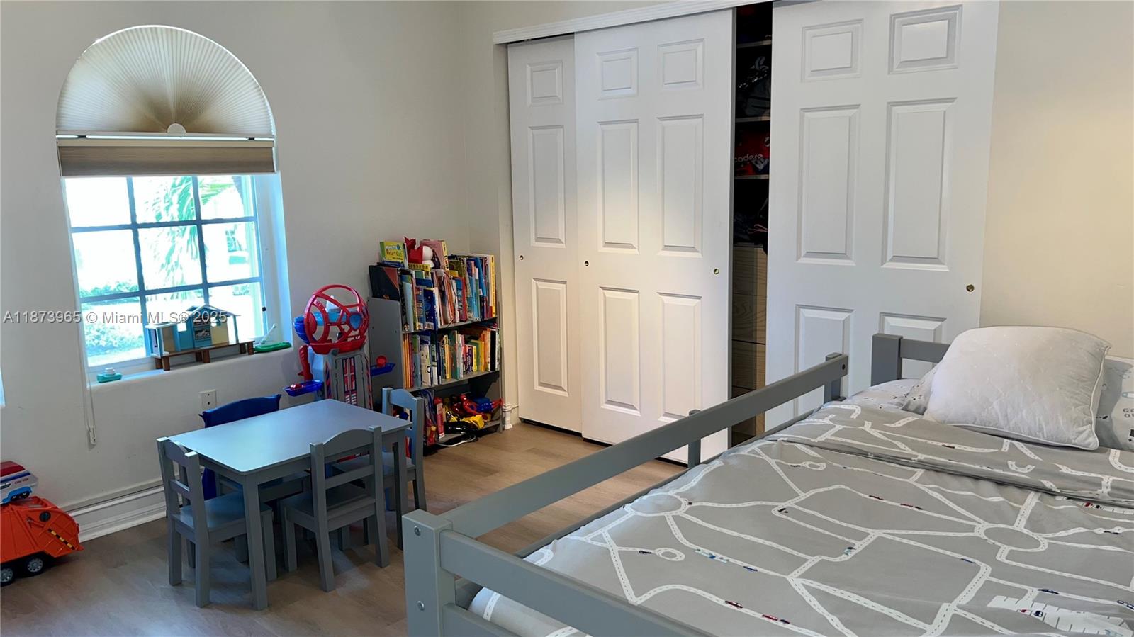 Photo of 3167 210th St  (3167), Aventura, Florida, 33180 - Bedroom # 3