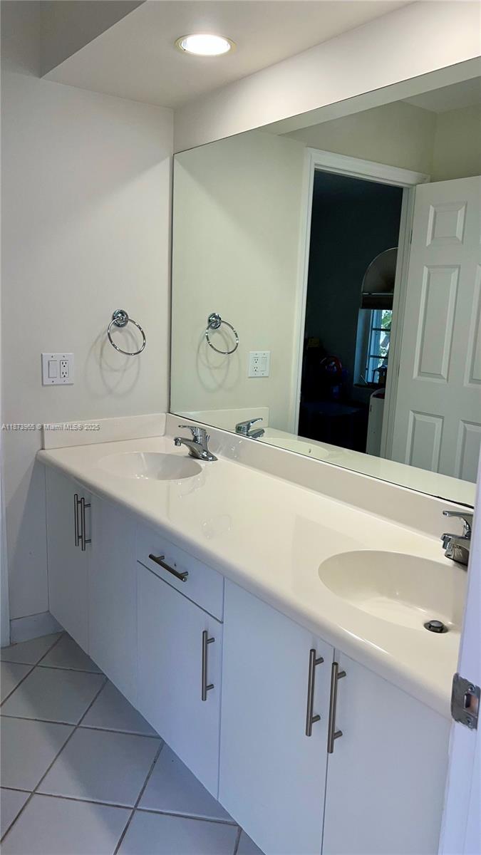 Photo of 3167 210th St  (3167), Aventura, Florida, 33180 - 