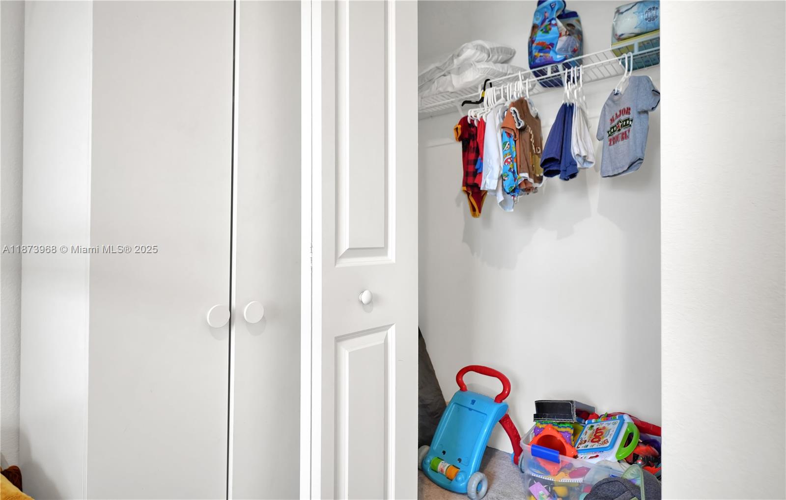 Ver detalles 16312 3 / 3 1328 sq. ft. $ 2025-09-07 0 foto