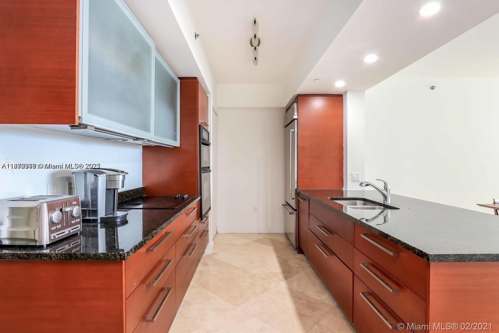 Ver detalles 3704 3 / 3 1675 sq. ft. $ 2025-09-07 0 foto