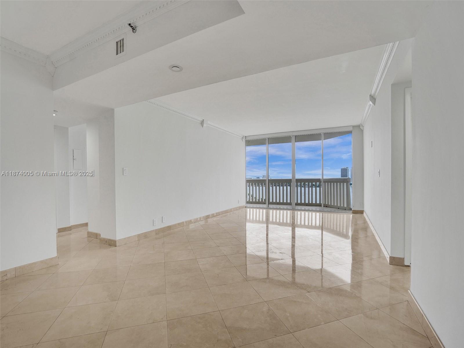 1612 2 / 2 1350 sq. ft. $ 2025-09-07 0 Photo