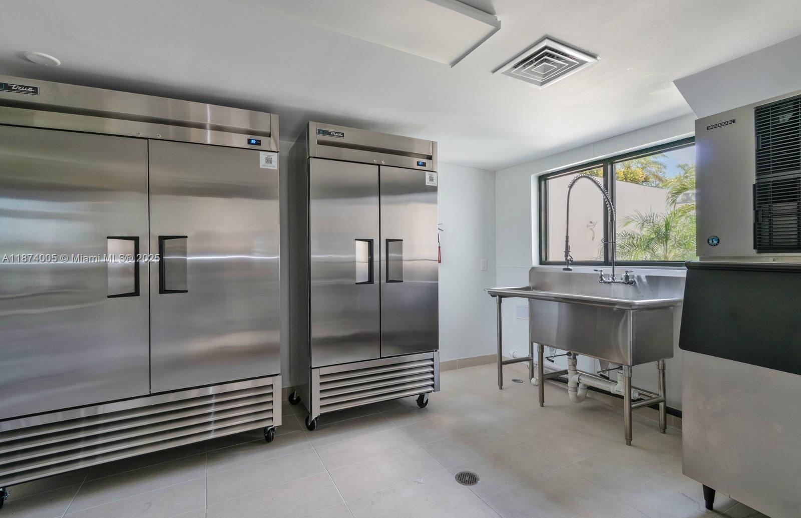 1612 2 / 2 1350 sq. ft. $ 2025-09-07 0 Photo