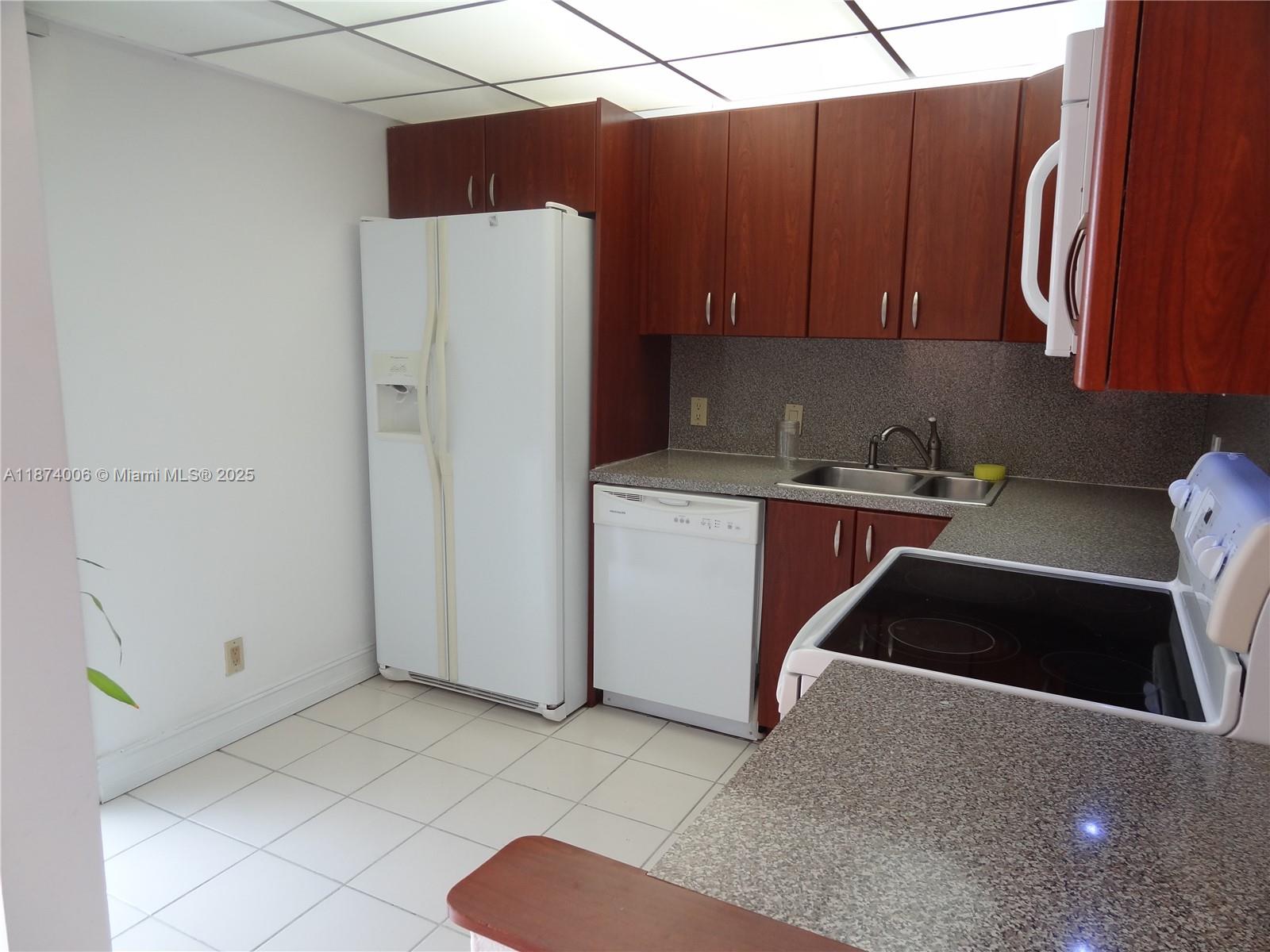 Photo of 3401 Country Club Dr  #EI506, Aventura, Florida, 33180 - 