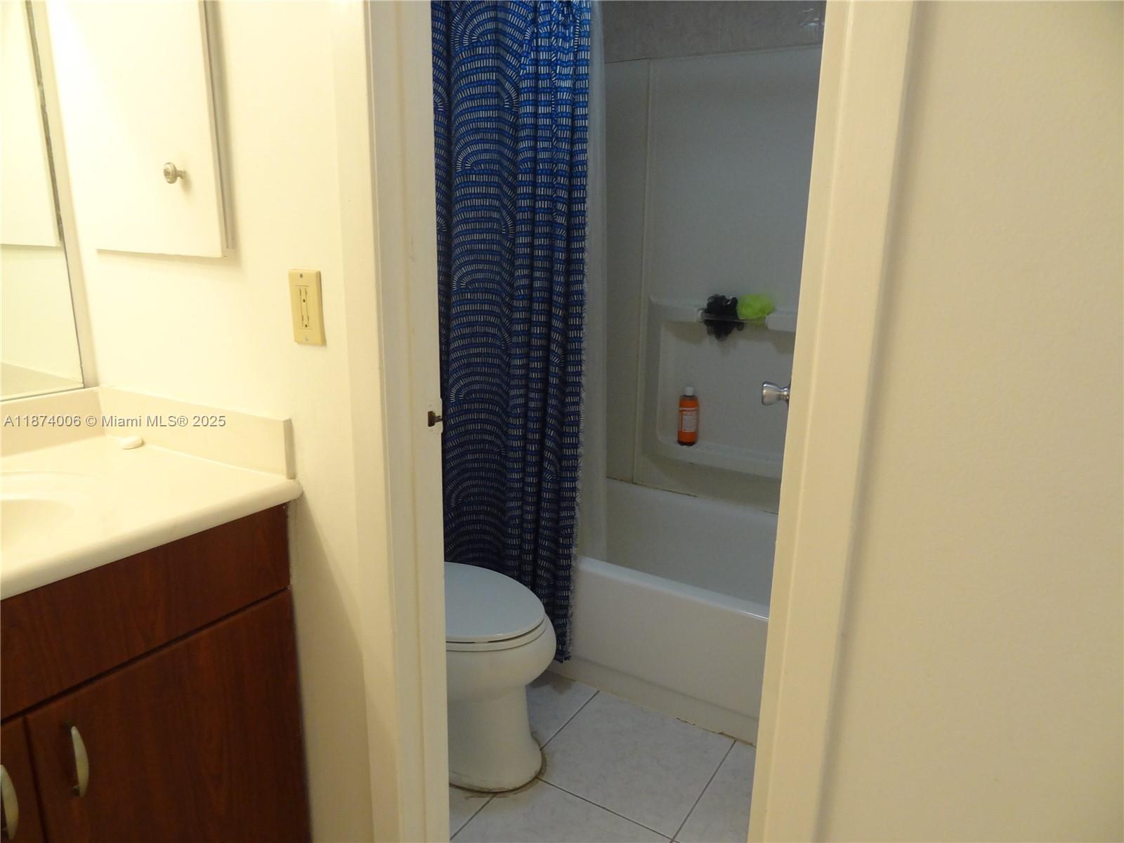 Photo of 3401 Country Club Dr  #EI506, Aventura, Florida, 33180 - 
