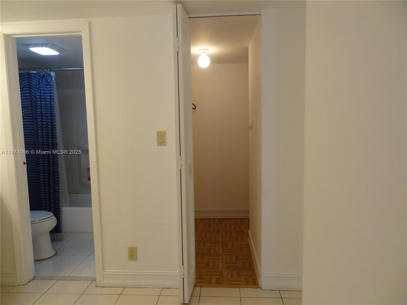 Photo of 3401 Country Club Dr  #EI506, Aventura, Florida, 33180 - 