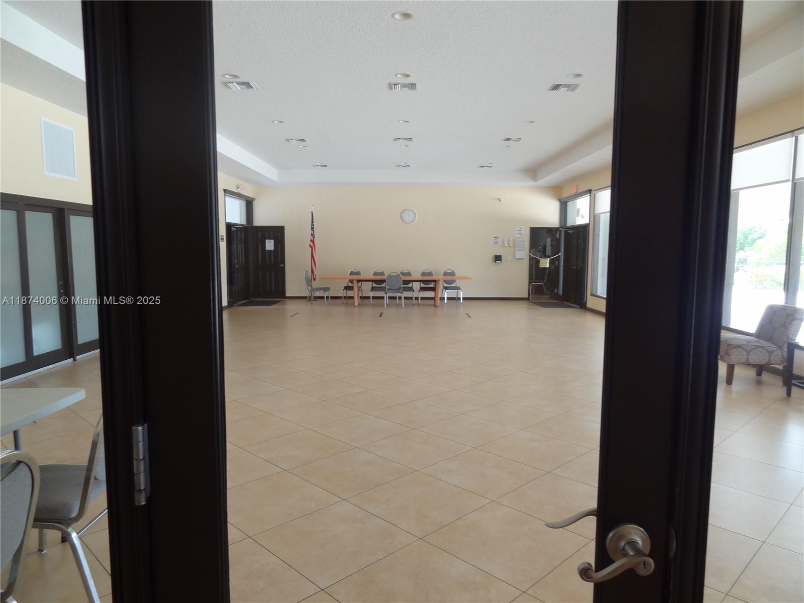 Photo of 3401 Country Club Dr  #EI506, Aventura, Florida, 33180 - 