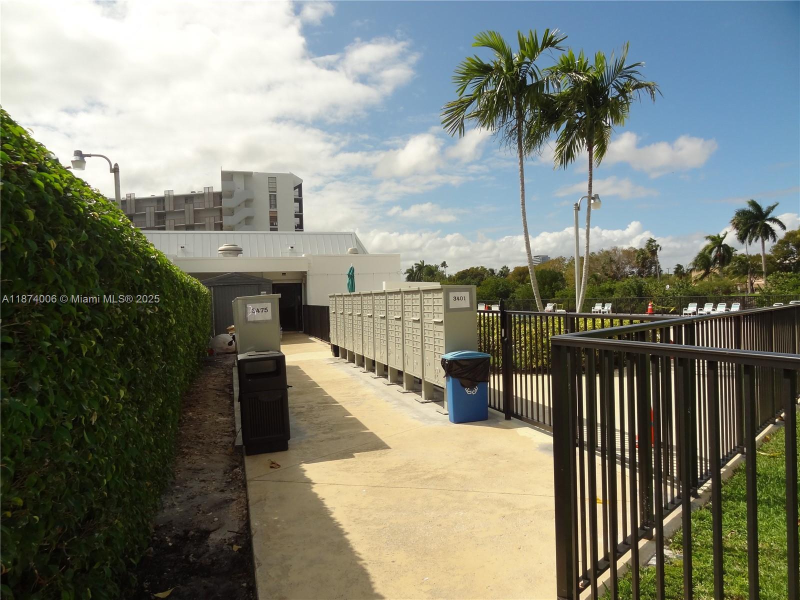 Photo of 3401 Country Club Dr  #EI506, Aventura, Florida, 33180 - 