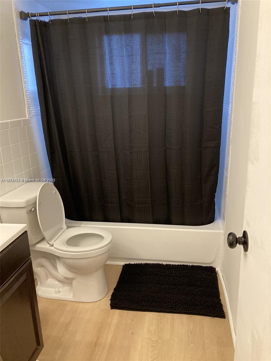 See details / 1674 sq. ft. $ 2025-09-07 0 Photo