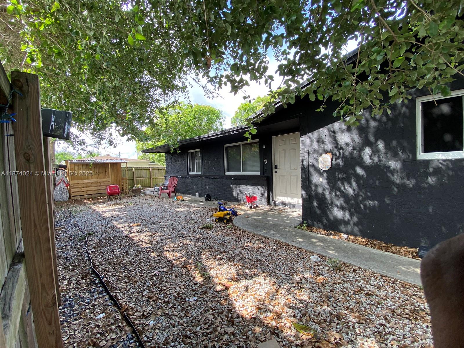 See details / 1674 sq. ft. $ 2025-09-07 0 Photo