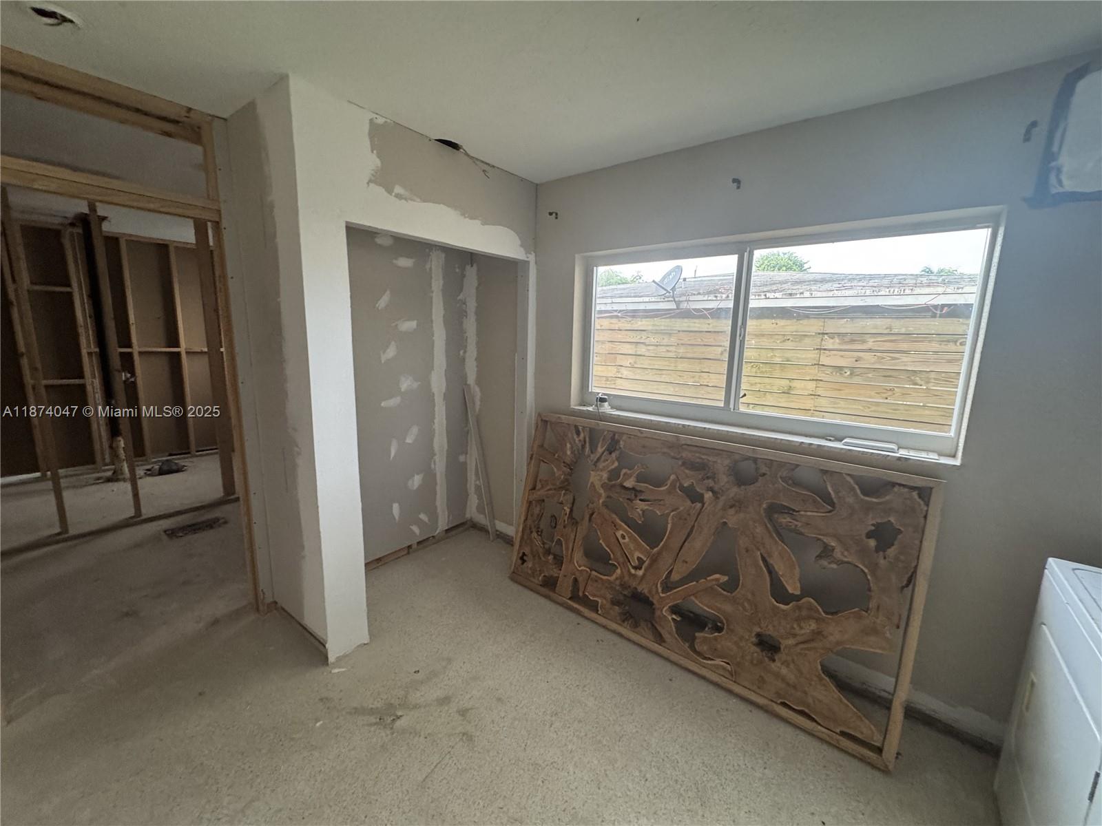   /  2860 sq. ft. $ 2025-09-07 0 Photo