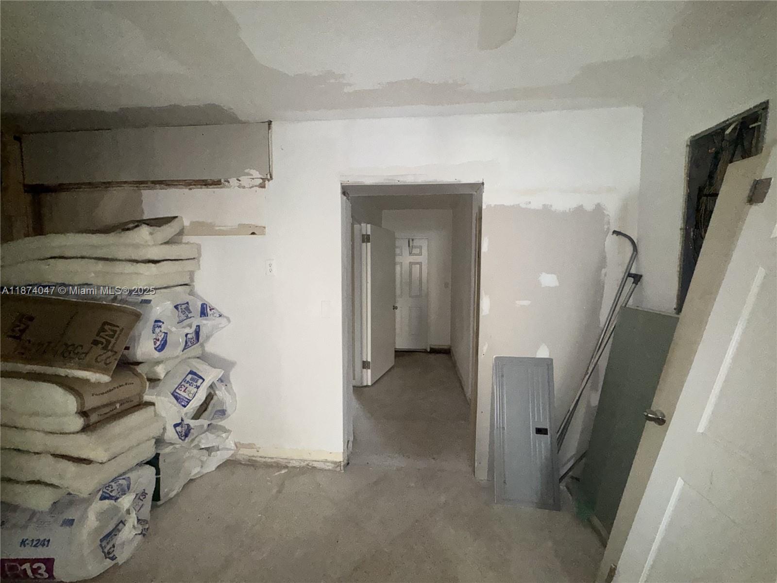   /  2860 sq. ft. $ 2025-09-07 0 Photo