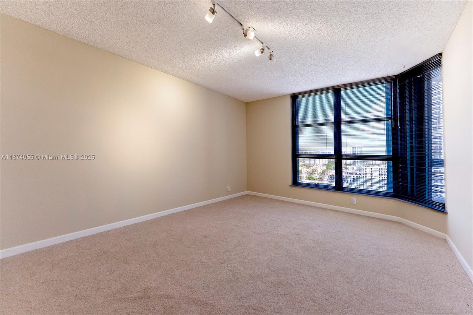 Photo of 3530 Mystic Pointe Dr  #2207, Aventura, Florida, 33180 - 