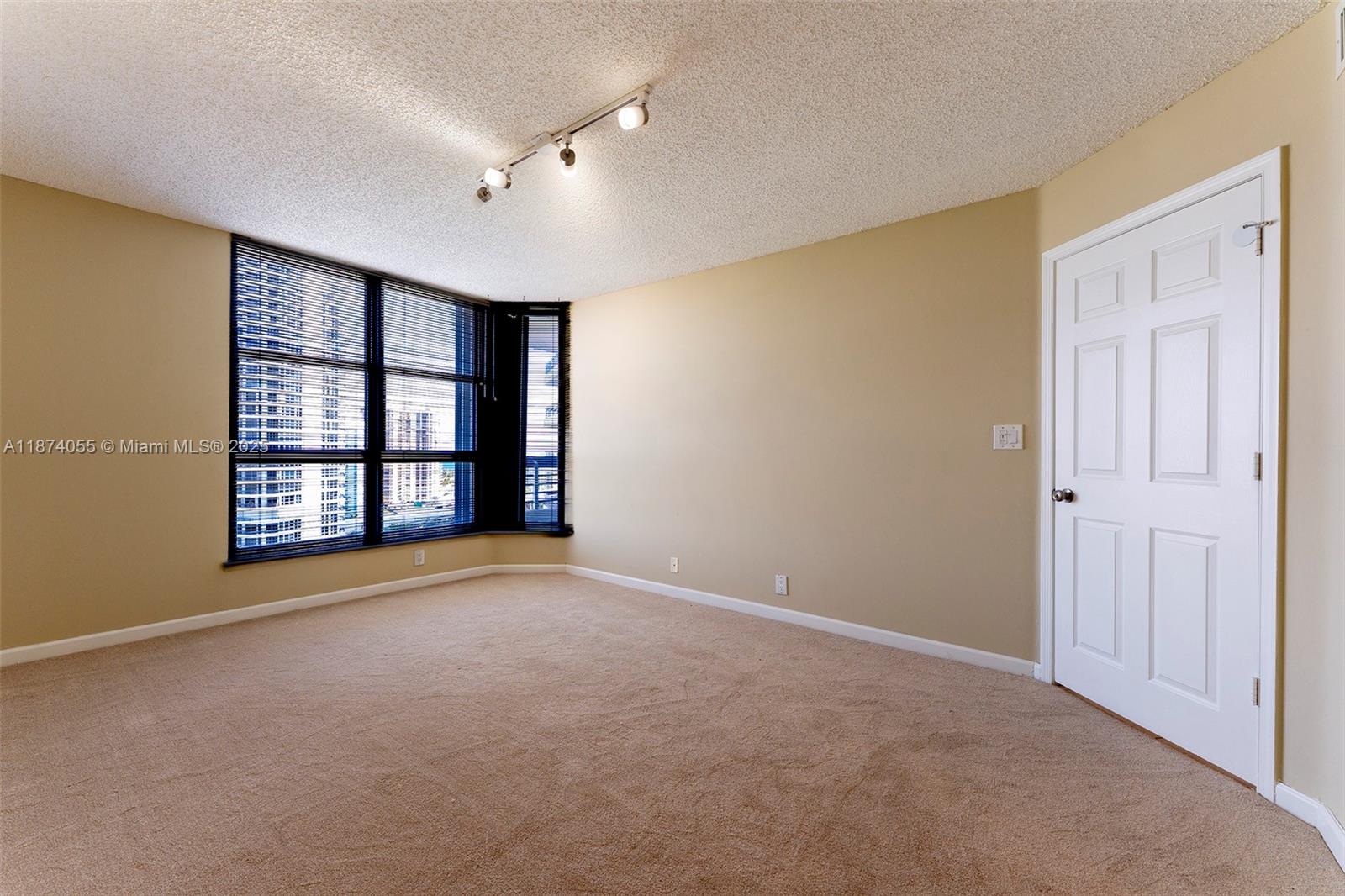 Photo of 3530 Mystic Pointe Dr  #2207, Aventura, Florida, 33180 - 