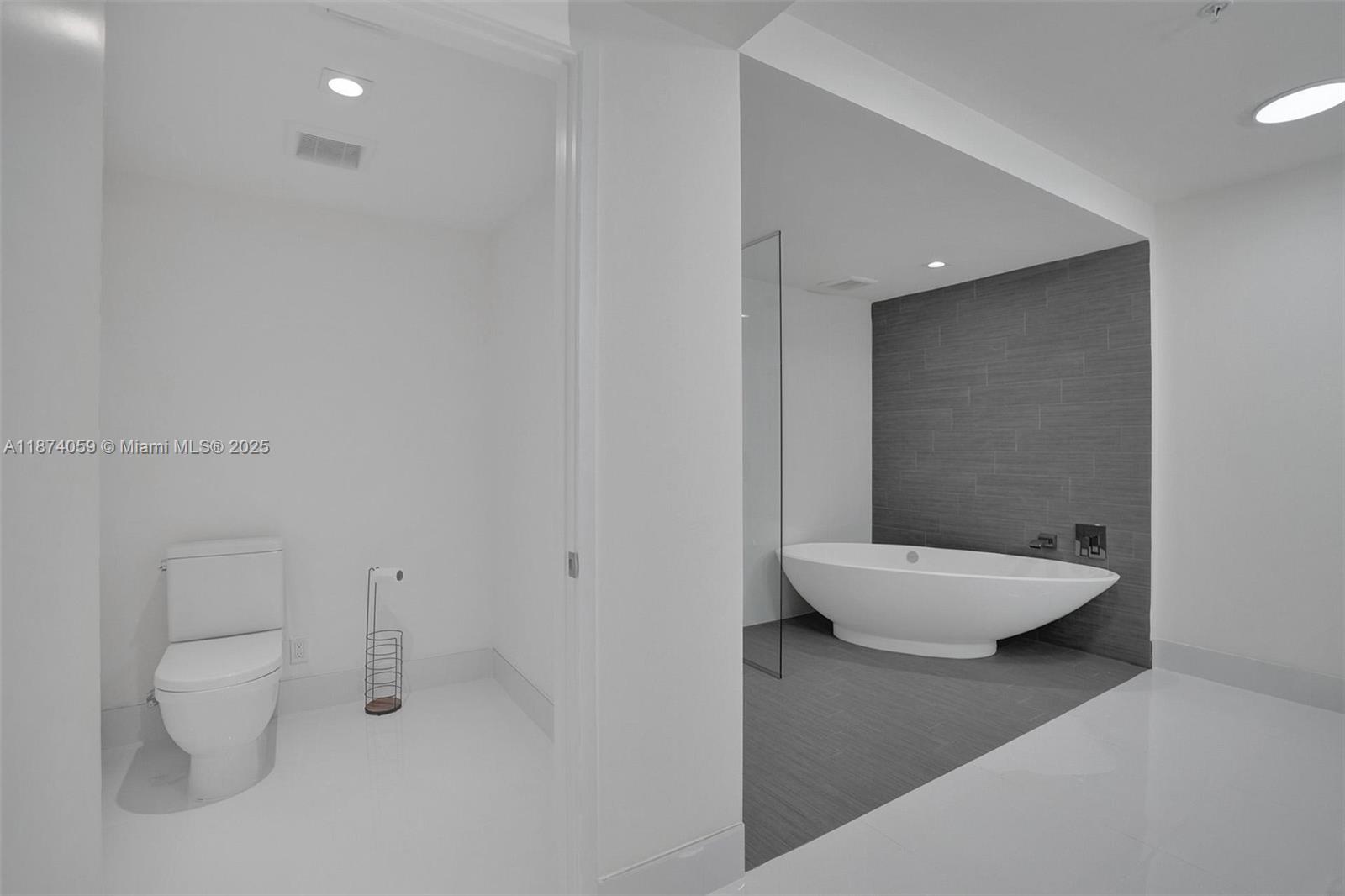 5-805 2 / 3 1541 sq. ft. $ 2025-09-07 0 Photo