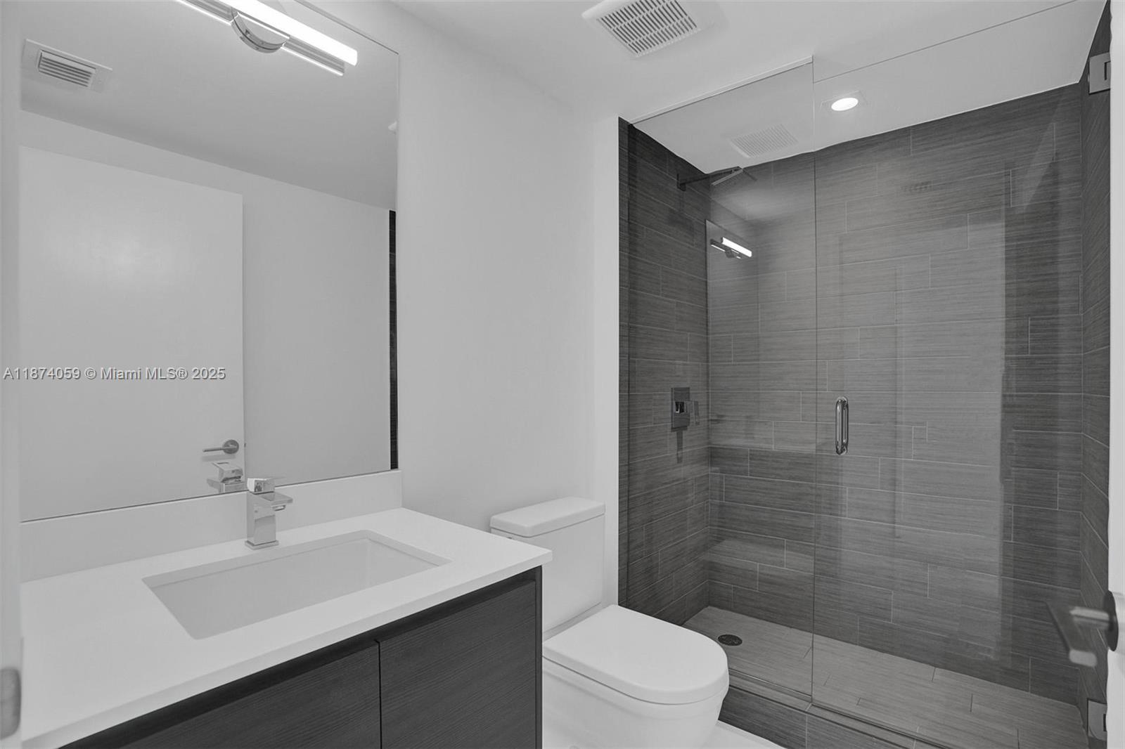 5-805 2 / 3 1541 sq. ft. $ 2025-09-07 0 Photo