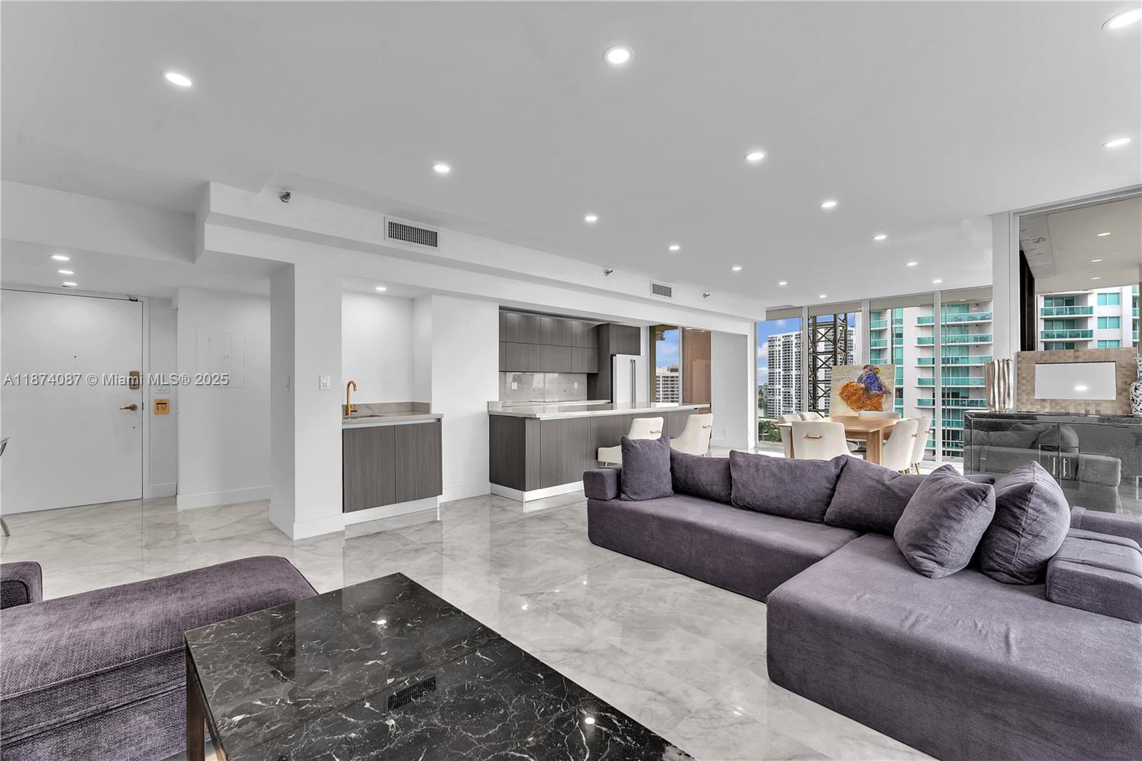 Photo of 19355 Turnberry Way  #14D, Aventura, Florida, 33180 - 