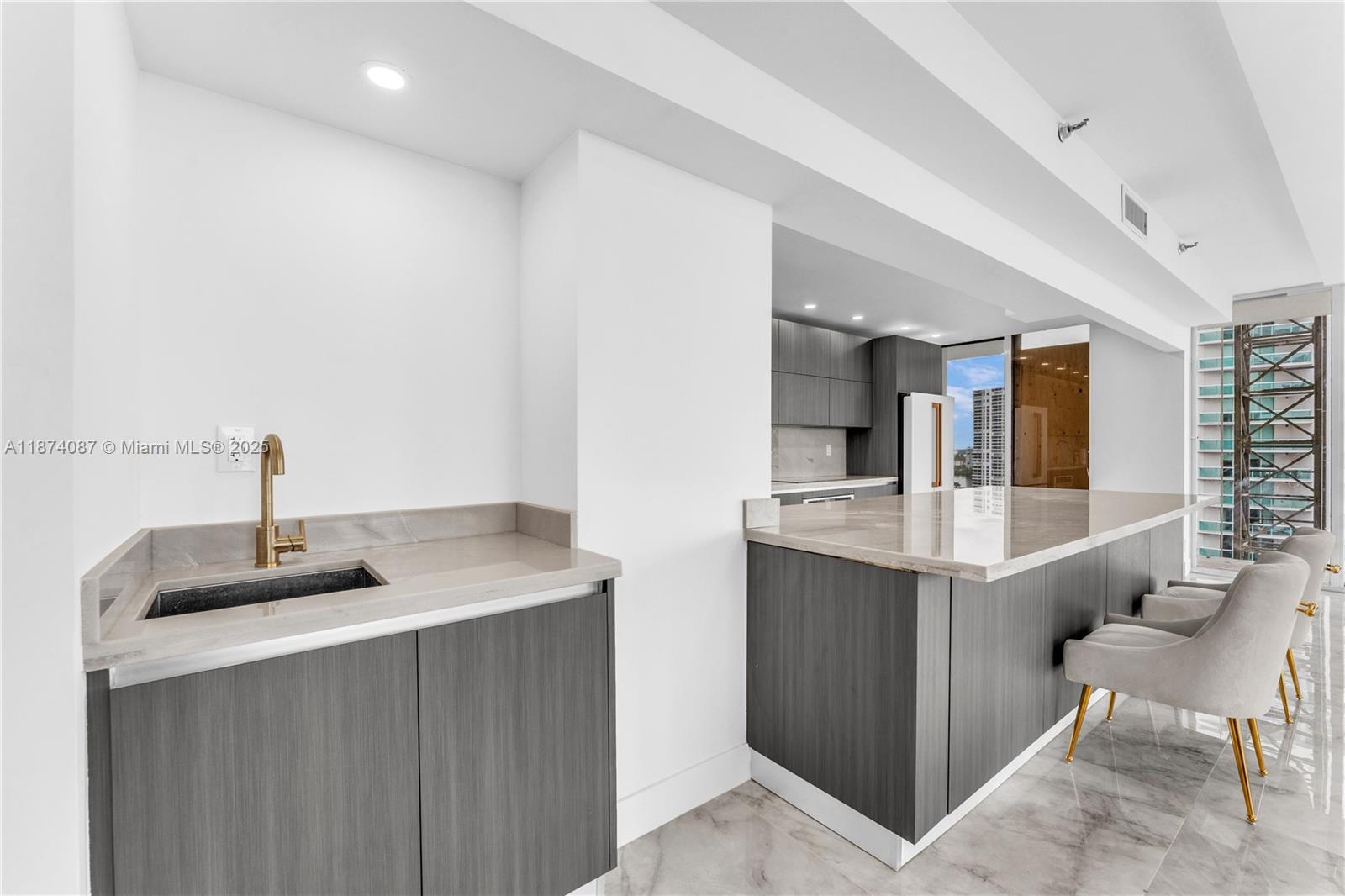 Photo of 19355 Turnberry Way  #14D, Aventura, Florida, 33180 - 