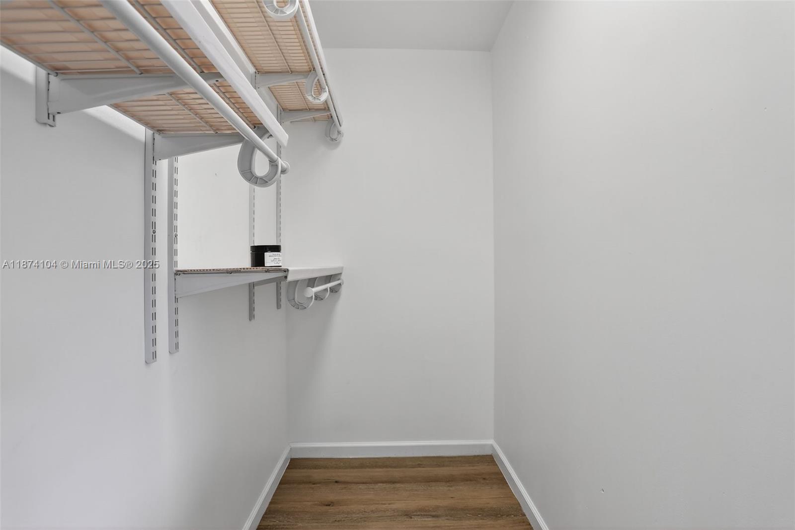 Ver detalles / 1595 sq. ft. $ 2025-09-08 0 foto