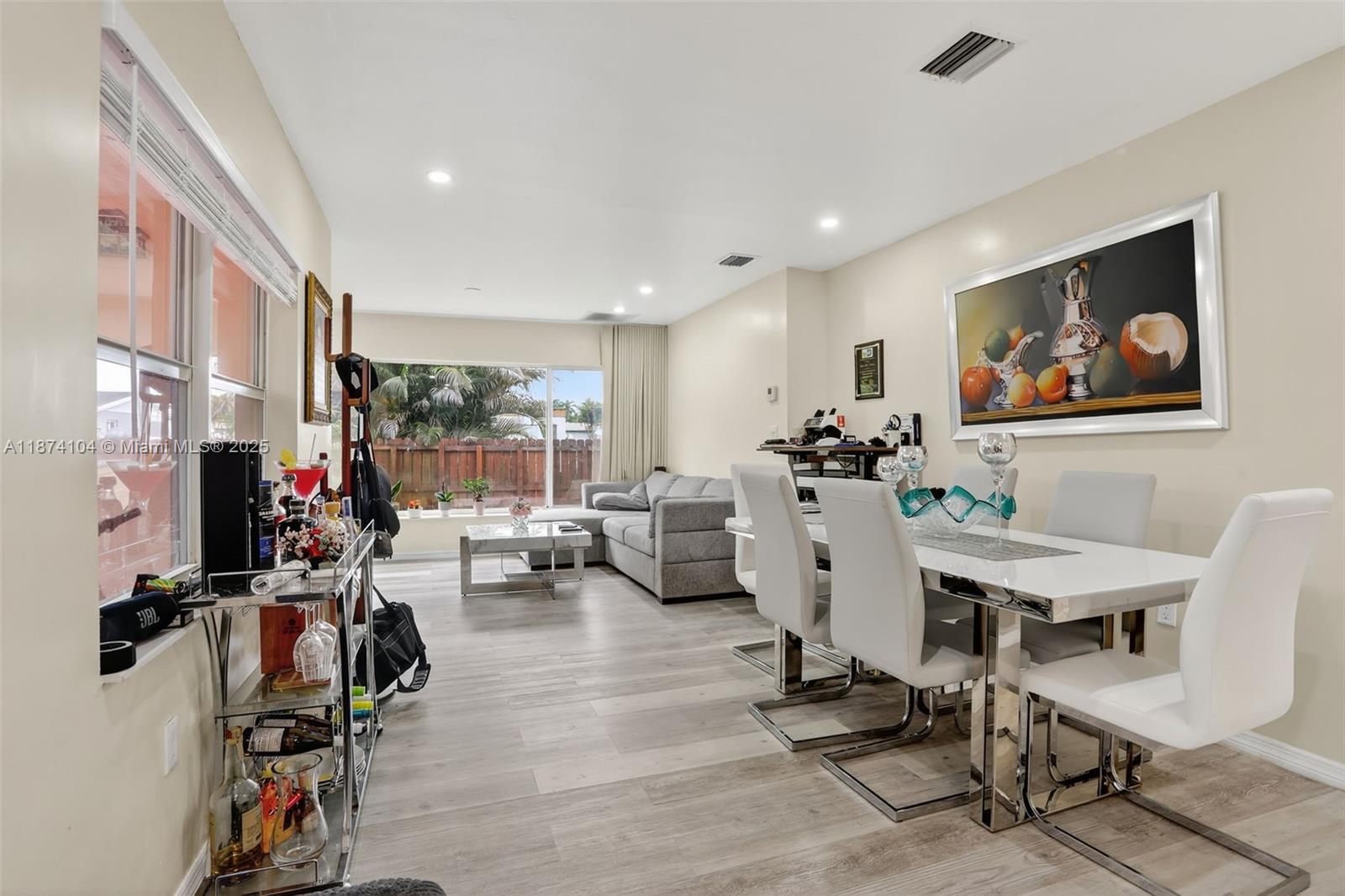 Ver detalles / 1595 sq. ft. $ 2025-09-08 0 foto