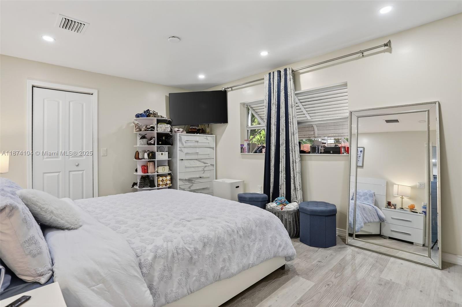 Ver detalles / 1595 sq. ft. $ 2025-09-08 0 foto