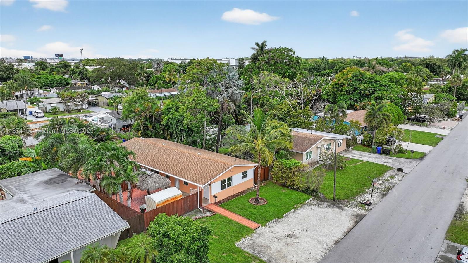 Ver detalles / 1595 sq. ft. $ 2025-09-08 0 foto