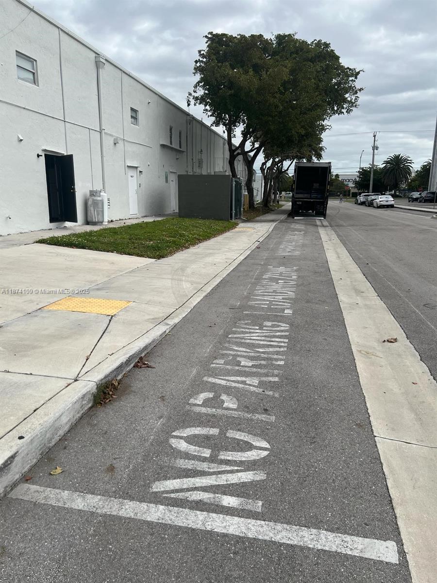 See details 35H / sq. ft. $ 2025-09-08 0 Photo