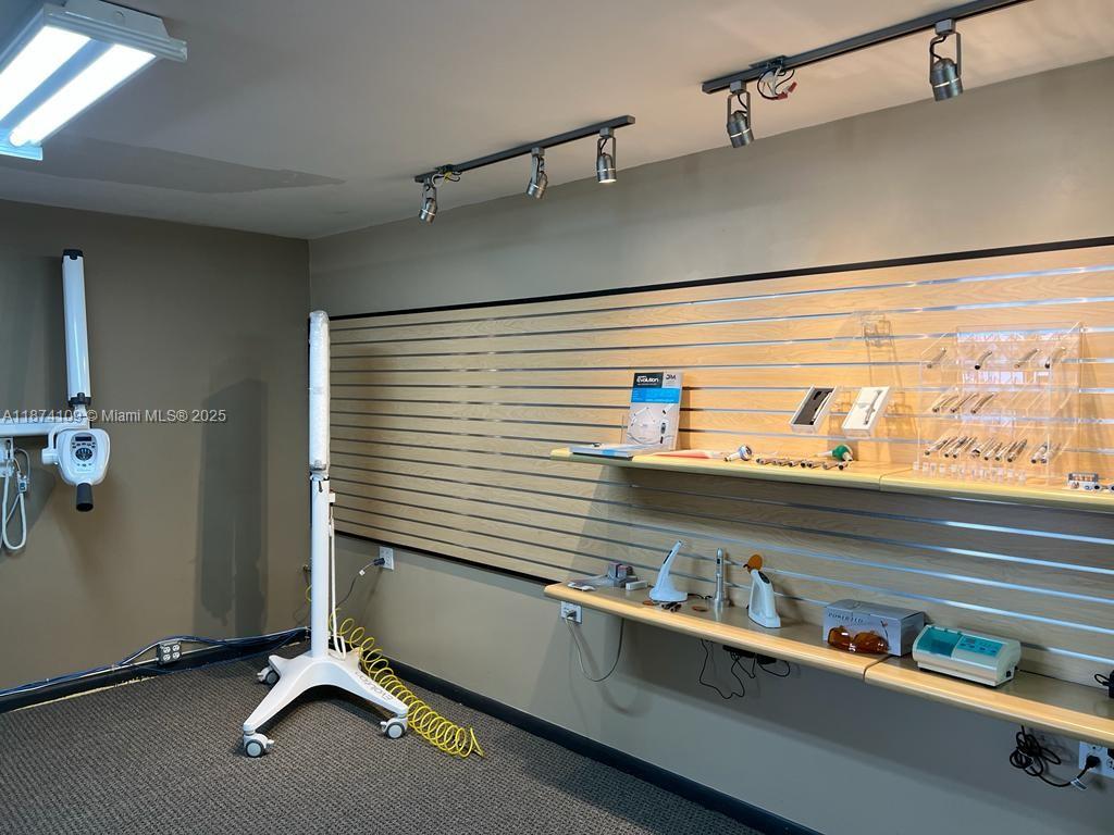 See details 35H / sq. ft. $ 2025-09-08 0 Photo